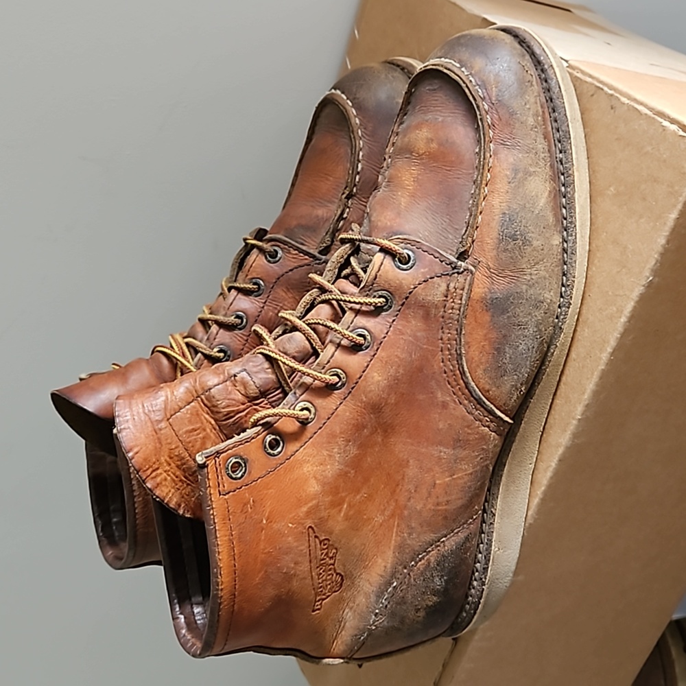 Red Wing 6" Moc Toe boots